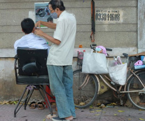 Mỗi người dân Sài Gòn trung bình kiếm được 122 triệu đồng/năm