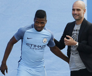 Manchester chào đón Guardiola và Mourinho