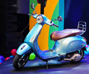 Vespa Primavera 125 mới giá từ 70 triệu tại Việt Nam