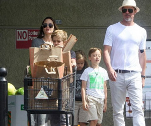 Angelina Jolie và Brad Pitt xuất hiện bên nhau đập tan tin đồn ly hôn