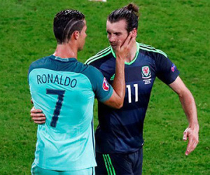 Bồ Đào Nha hạ Xứ Wales: Ngày Ronaldo "dằn mặt" Bale