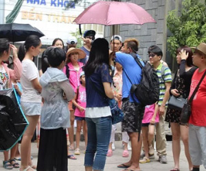 Người Trung Quốc công khai giăng băng rôn “lạ” ở Nha Trang