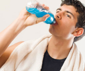 Nước ngọt có ga làm hại khả năng đàn ông
