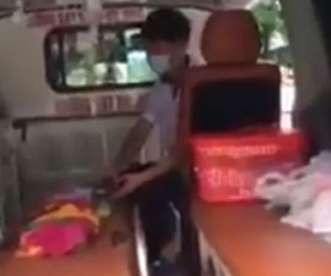 Thêm clip tố bảo vệ BV Nhi chặn xe cứu thương ép dùng xe “dù”