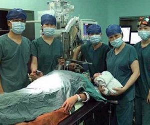 Cụ bà 61 tuổi vẫn sinh con khỏe mạnh