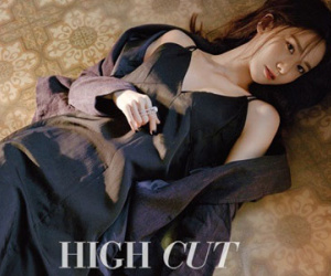 Yoona (SNSD) trễ nải nội y trên tạp chí