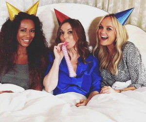Ba thành viên Spice Girls tái hợp, lập nhóm tam ca mới