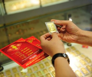 Giá vàng đảo chiều, giảm mạnh 500 ngàn