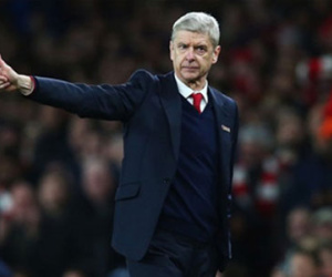 HLV Wenger từ chối ĐT Anh để ở lại Arsenal