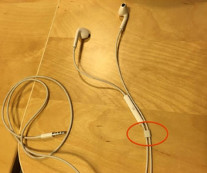 Mẹo chống rối tai nghe iPhone ít người biết