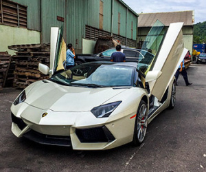 Thêm siêu xe Lamborghini Aventador Roadster tại Việt Nam