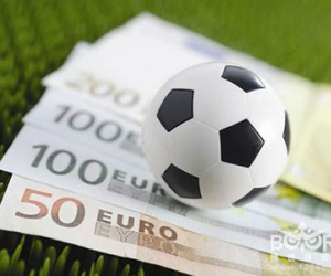 Triệt phá đường dây cá độ bóng đá và bắt giữ hơn 2.400 người