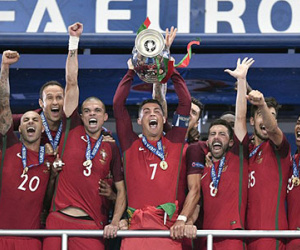 Vô địch EURO, Ronaldo và đồng đội ẵm 27 triệu USD