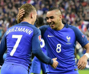 Vượt qua Griezmann, Bale và Ronaldo, Dimitri Payet xuất sắc nhất EURO 2016
