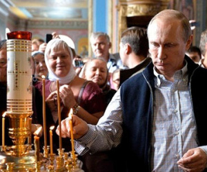 Putin đến tu viện cầu nguyện cho binh sĩ hy sinh tại Syria