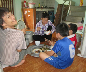 Tổ ấm của người đàn bà “thuê” chú rể trong ngày cưới