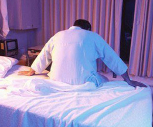 Vì sao bóp "của quý" có thể chết người?