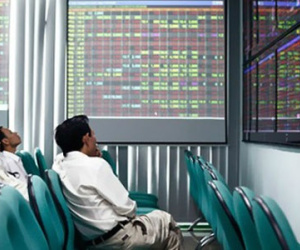 VN-Index lên cao kỷ lục sau tin Trung Quốc thua kiện