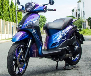 Piaggio Liberty sơn dàn áo chuyển màu ở Sài Gòn