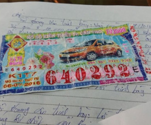 Mất tờ tờ vé số trúng giải ba khi nhờ bạn dò giúp