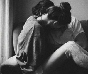 Nữ sinh 21 tuổi hoảng loạn vì lỡ mang bầu