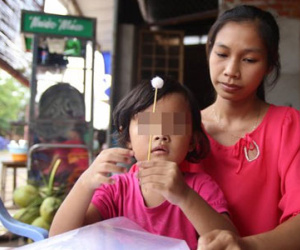 Vụ nuôi nhầm con 3 năm: Yêu cầu khởi kiện để đòi con
