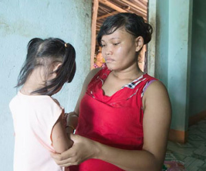 Vụ trao nhầm con: Phút đoàn tụ tréo ngoe, đẫm nước mắt