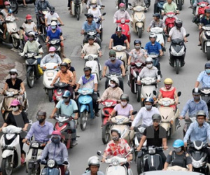 Xe máy phải kiểm định khí thải với phí 100.000- 150.000 đồng
