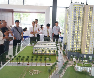 Chiêu trò "cướp" khách của sàn bất động sản