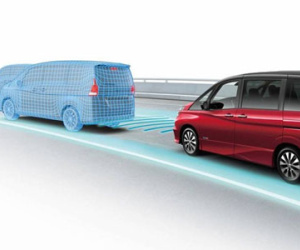 Nhật Bản ra mắt xe tự lái đầu tiên vào tháng 8