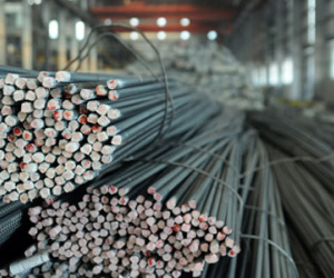 Bộ Công Thương áp thuế tự vệ để chặn thép giá rẻ Trung Quốc