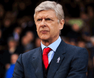 Huyền thoại Arsenal yêu cầu Wenger phải "ĐI CHỢ" mùa Hè
