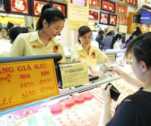 Giá vàng bị thao túng