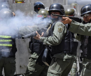 Sắp lạm phát gần 1.700%, Venezuela vẫn "nghỉ chơi" với IMF