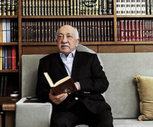 Mỹ xem xét yêu cầu dẫn độ giáo sĩ Gulen