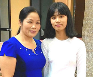 Nữ sinh có điểm xét tuyển đại học trên 30