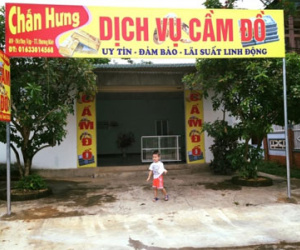 Vụ nổ súng chấn động phố núi: "Hai mẹ con tôi may mắn thoát chết"