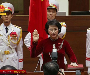 Bà Kim Ngân lần thứ hai tuyên thệ nhậm chức