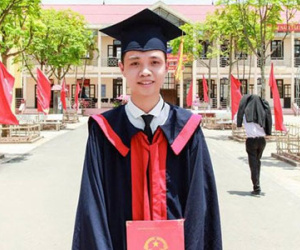 Gặp chàng trai duy nhất là thủ khoa ba khối A, A1, D1