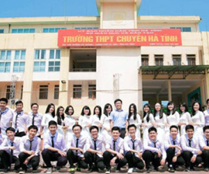 1 lớp có 11 học sinh được tuyển thẳng đại học