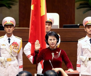 Tân nữ Chủ tịch Quốc hội gặp mặt báo chí
