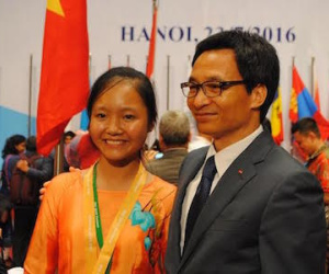 Nữ sinh mang "vàng" sau 16 năm chờ đợi