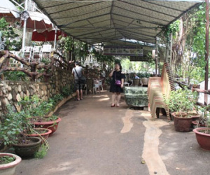 Thiếu tướng bác bỏ tin con gái sở hữu cơ ngơi nghìn tỷ