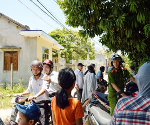Nghi vợ có người tình, tưới xăng thiêu vợ