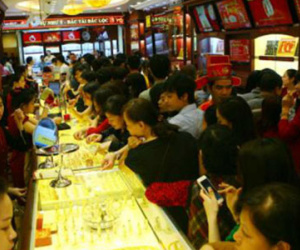 Chênh lệch 1 triệu đồng/lượng, ai sập bẫy vàng?