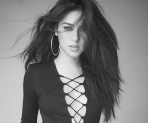 Cô nàng Sài Gòn cứ xuống phố là bị nhầm thành gái Tây vì quá sexy