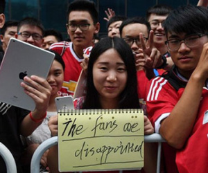 Fan Trung Quốc nổi điên: Man Utd tàn nhẫn, coi thường người hâm mộ