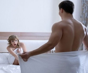 5 điều tuyệt vời khi hẹn hò anh chàng "kích cỡ" nhỏ
