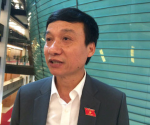 BOT đường bộ thì xếp hàng làm, đường sắt, đường thủy thì không thấy ai