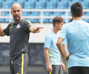 Pep Guardiola cấm cầu thủ Man City nào không được tập luyện?